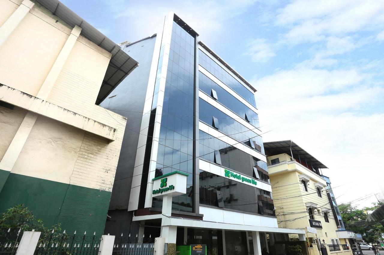 Capital O 61059 Green Life Hotel Kochi Eksteriør billede