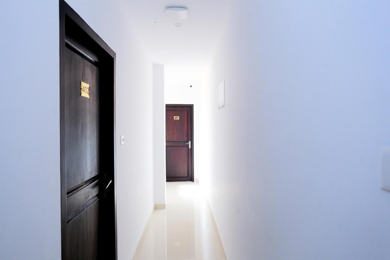 Capital O 61059 Green Life Hotel Kochi Eksteriør billede